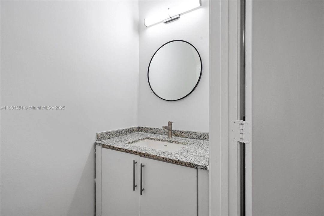 For Rent: $3,800 (4 beds, 2 baths, 1851 Square Feet)