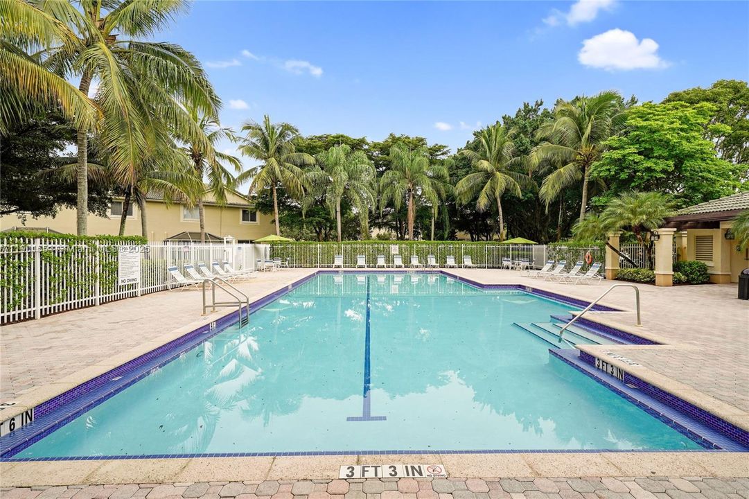 For Rent: $3,800 (4 beds, 2 baths, 1851 Square Feet)