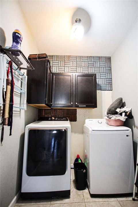 For Sale: $669,900 (5 beds, 3 baths, 3340 Square Feet)