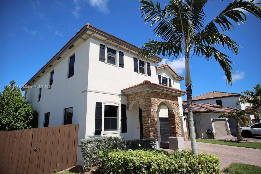 For Sale: $669,900 (5 beds, 3 baths, 3340 Square Feet)