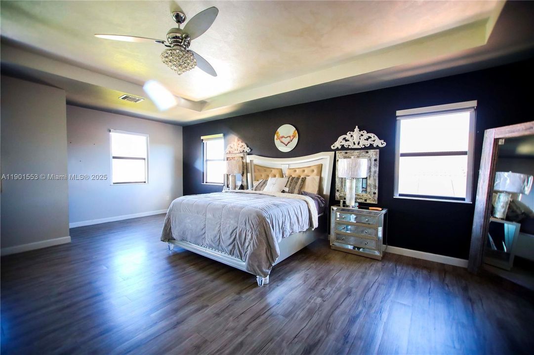 For Sale: $669,900 (5 beds, 3 baths, 3340 Square Feet)