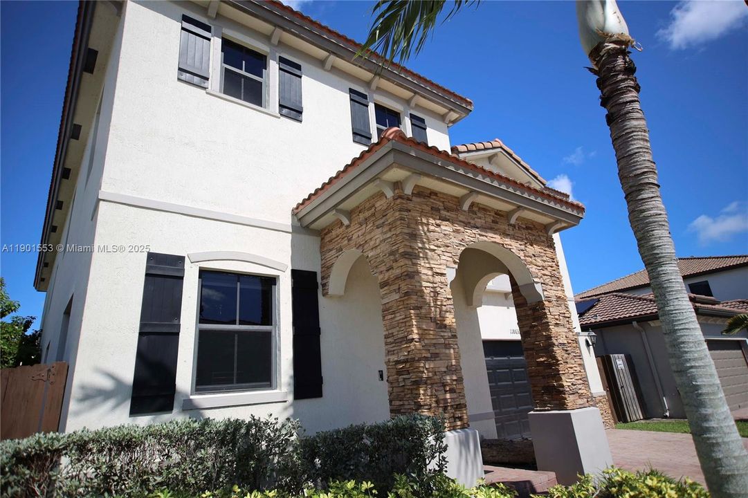 For Sale: $669,900 (5 beds, 3 baths, 3340 Square Feet)