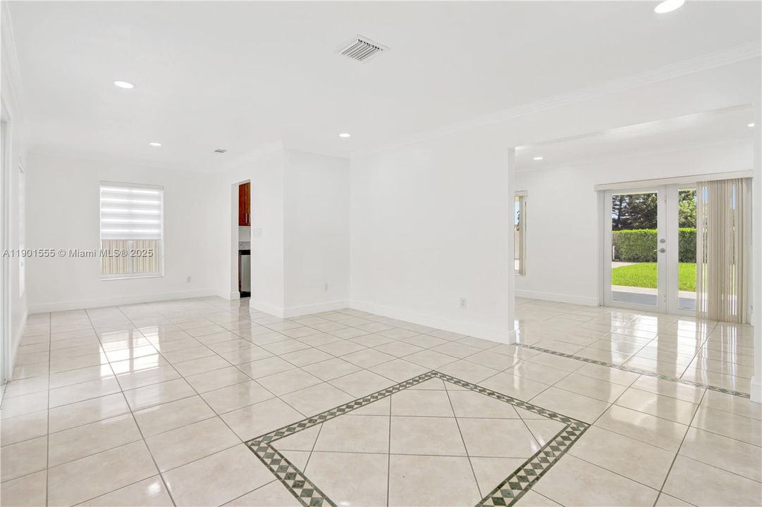 Недавно арендовано: $3,800 (3 спален, 2 ванн, 1766 Квадратных фут)