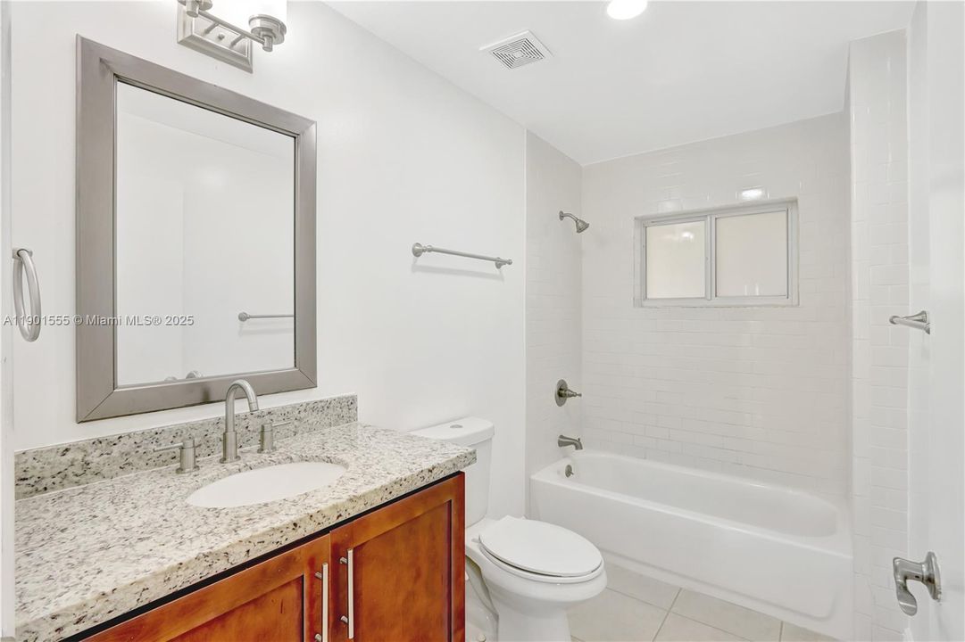 Недавно арендовано: $3,800 (3 спален, 2 ванн, 1766 Квадратных фут)