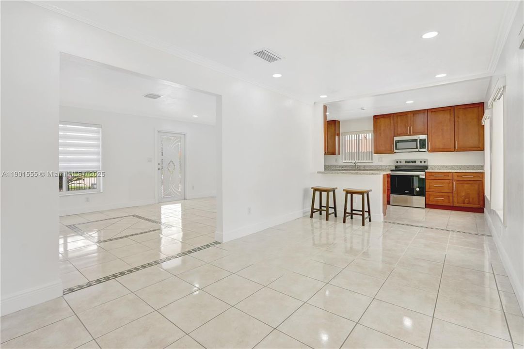 Недавно арендовано: $3,800 (3 спален, 2 ванн, 1766 Квадратных фут)