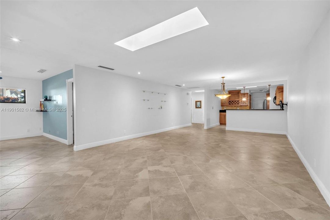 For Sale: $420,000 (3 beds, 2 baths, 2020 Square Feet)