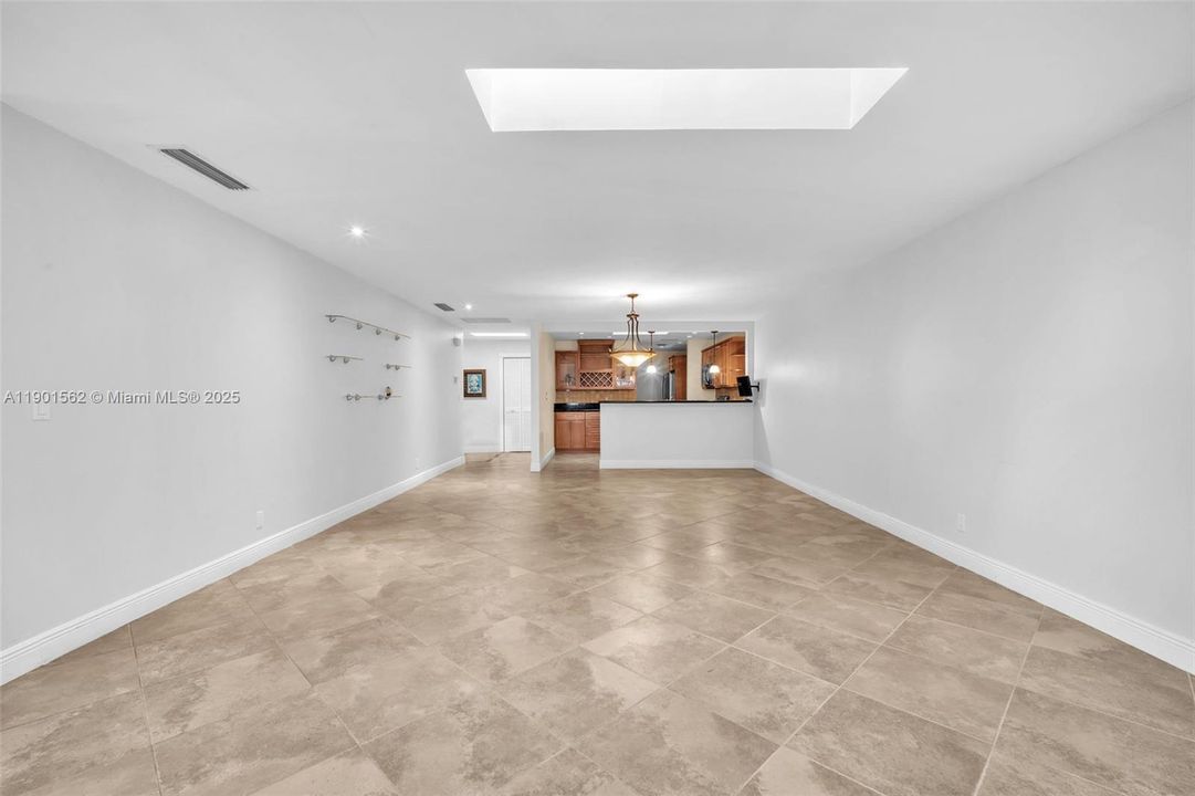 For Sale: $420,000 (3 beds, 2 baths, 2020 Square Feet)