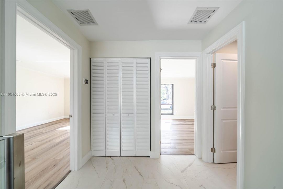 En Venta: $1,890,000 (3 camas, 3 baños, 3227 Pies cuadrados)