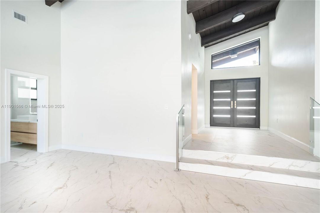 En Venta: $1,890,000 (3 camas, 3 baños, 3227 Pies cuadrados)