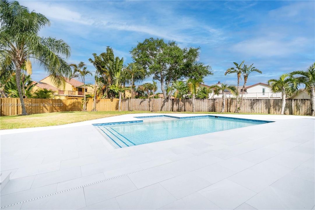 En Venta: $1,890,000 (3 camas, 3 baños, 3227 Pies cuadrados)