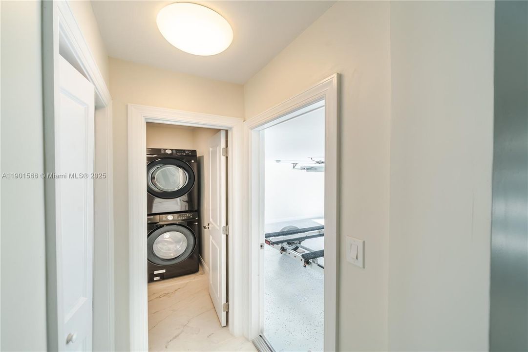 En Venta: $1,890,000 (3 camas, 3 baños, 3227 Pies cuadrados)