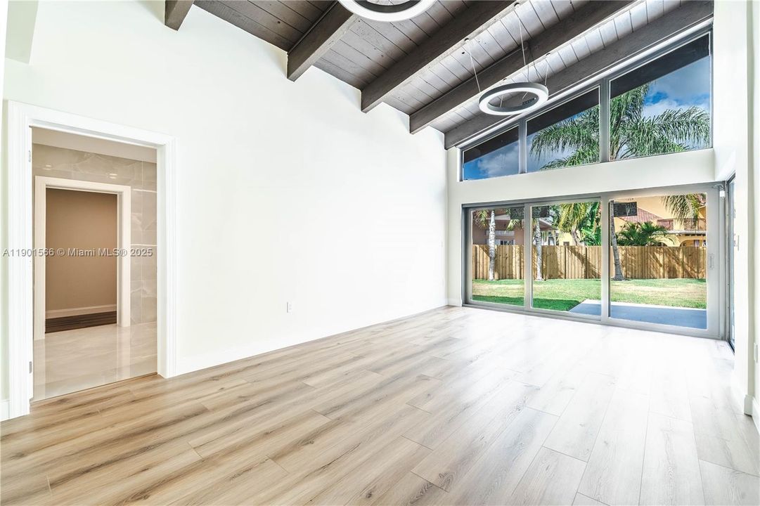 En Venta: $1,890,000 (3 camas, 3 baños, 3227 Pies cuadrados)