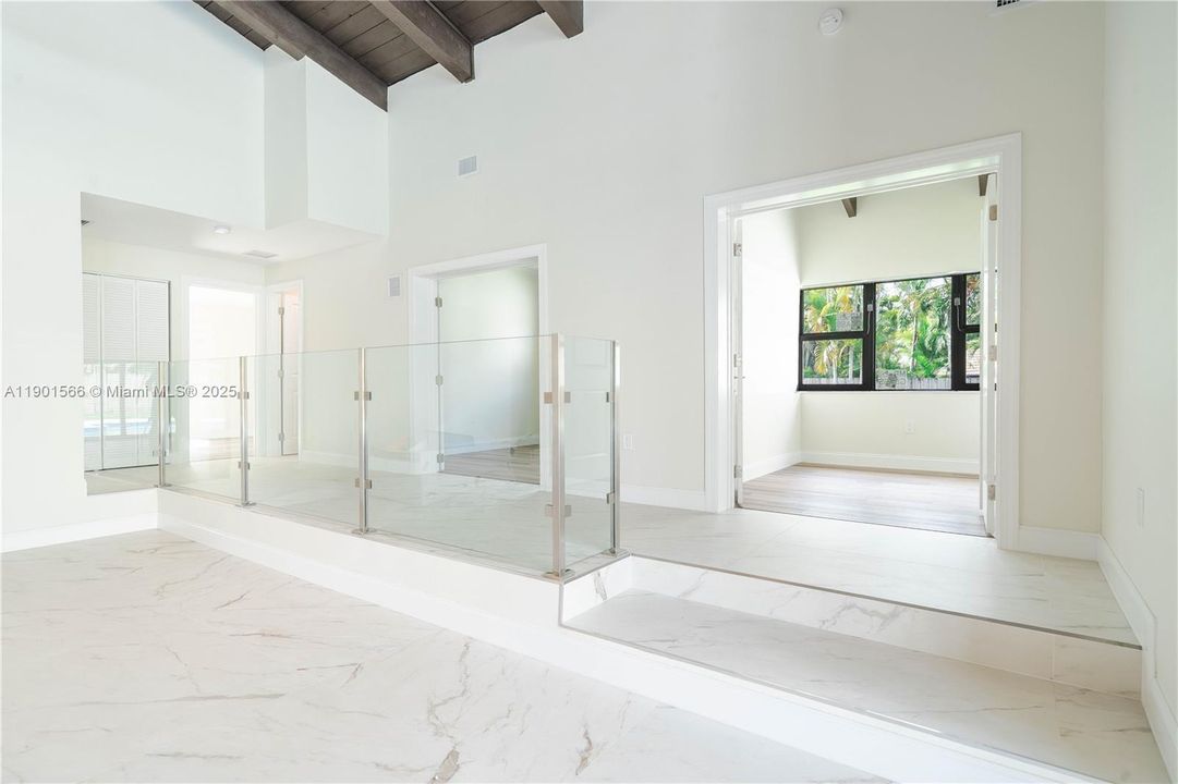 En Venta: $1,890,000 (3 camas, 3 baños, 3227 Pies cuadrados)