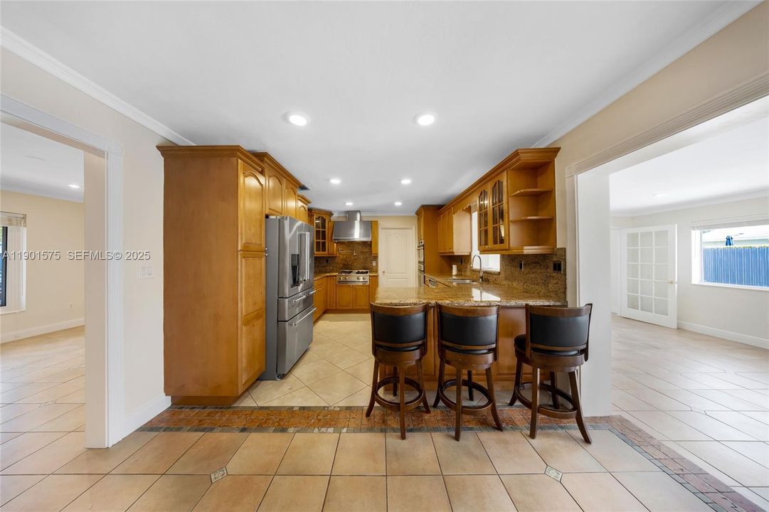 For Sale: $875,000 (4 beds, 2 baths, 2314 Square Feet)