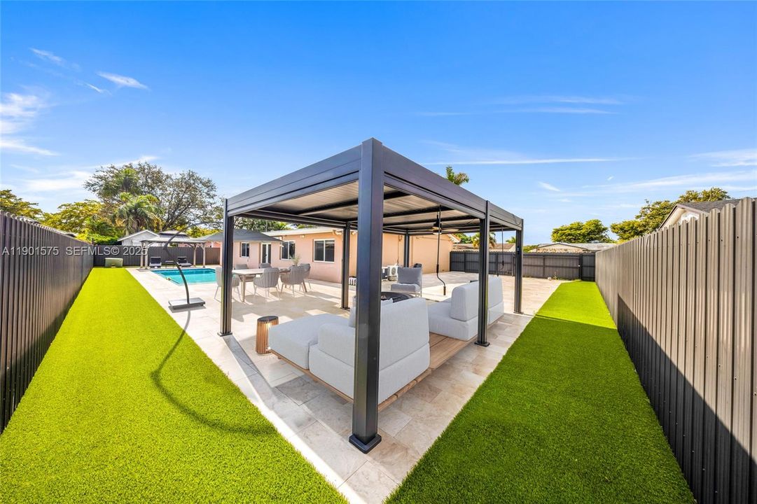 For Sale: $875,000 (4 beds, 2 baths, 2314 Square Feet)