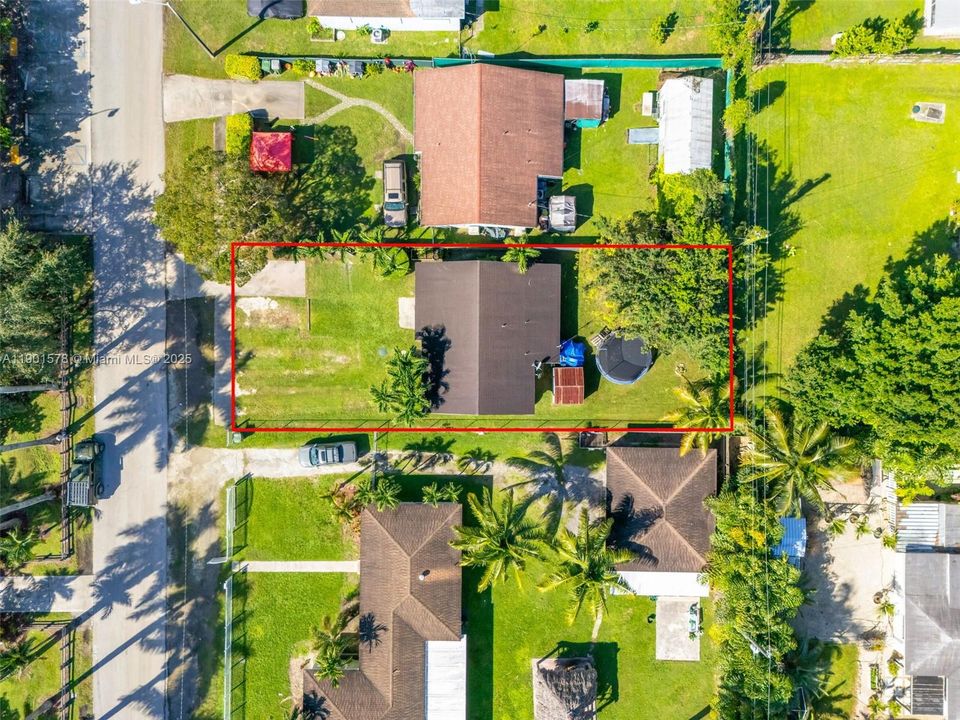 FOOTPTINT VIEW OF THE PROPERTY