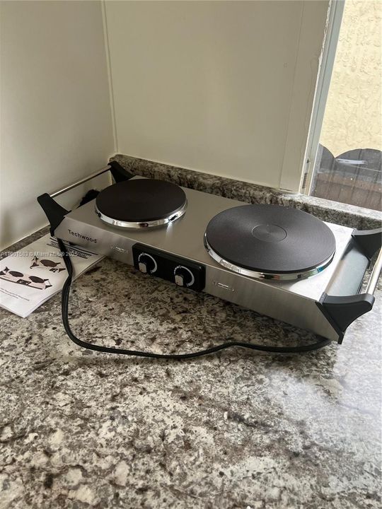 Недавно арендовано: $1,200 (1 спален, 1 ванн, 0 Квадратных фут)