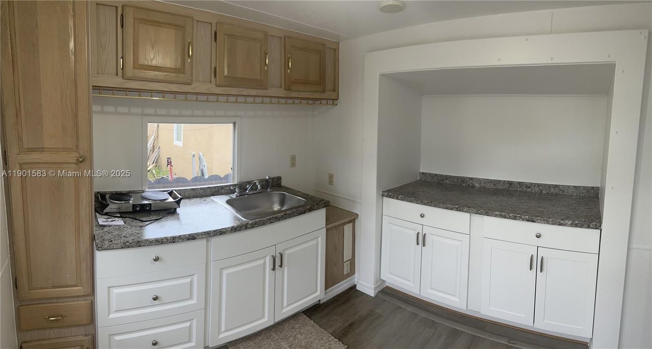 Недавно арендовано: $1,200 (1 спален, 1 ванн, 0 Квадратных фут)