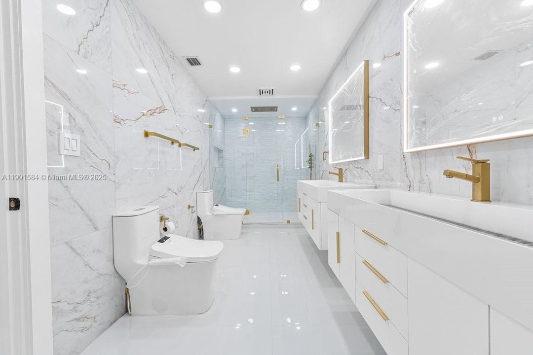 Recently Rented: $4,900 (4 beds, 4 baths, 3778 Square Feet)