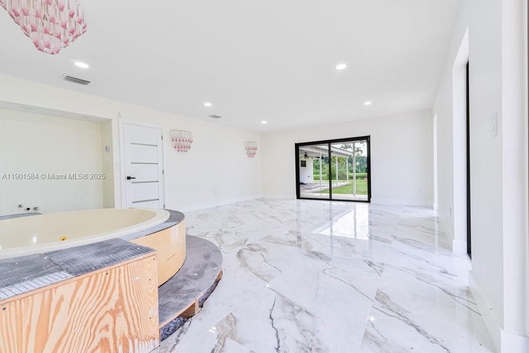 Recently Rented: $4,900 (4 beds, 4 baths, 3778 Square Feet)