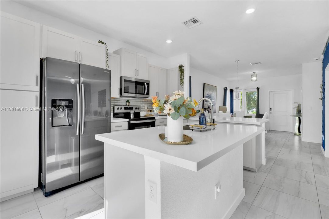 En Venta: $480,000 (3 camas, 2 baños, 1680 Pies cuadrados)