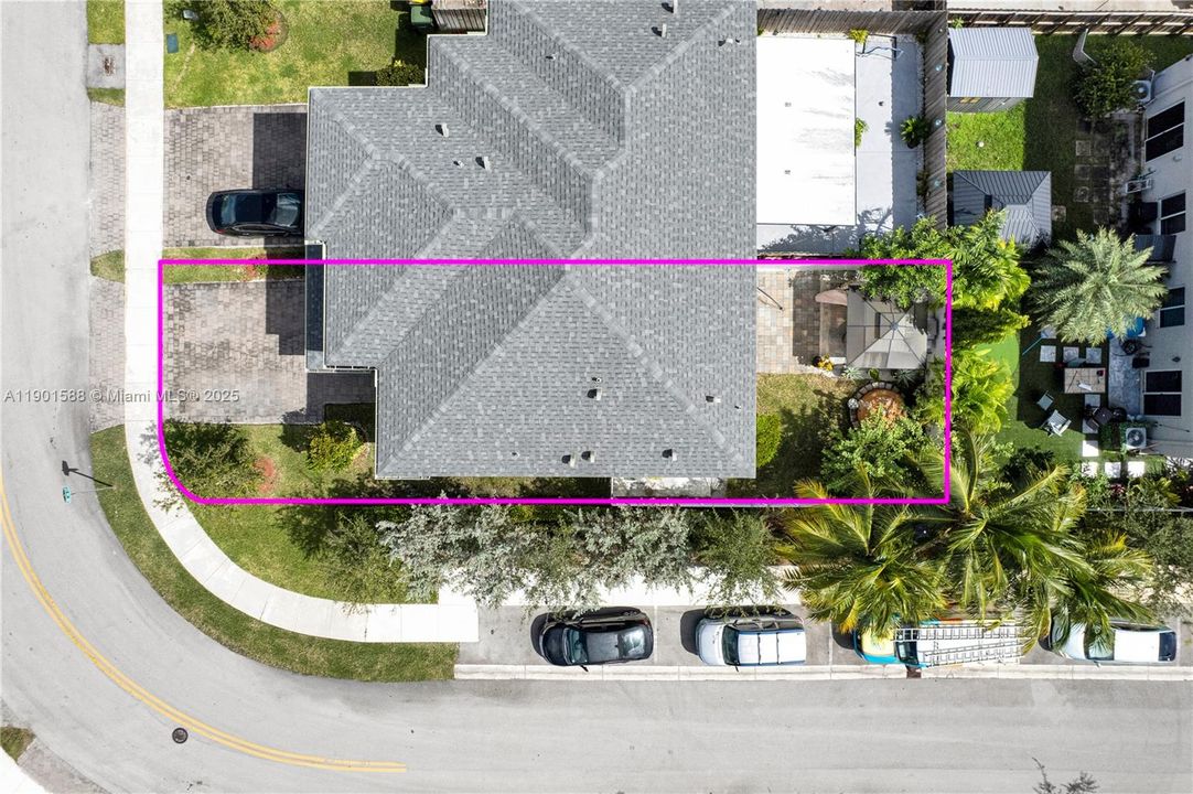 En Venta: $480,000 (3 camas, 2 baños, 1680 Pies cuadrados)