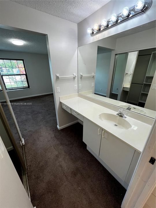 For Sale: $245,000 (2 beds, 2 baths, 1829 Square Feet)