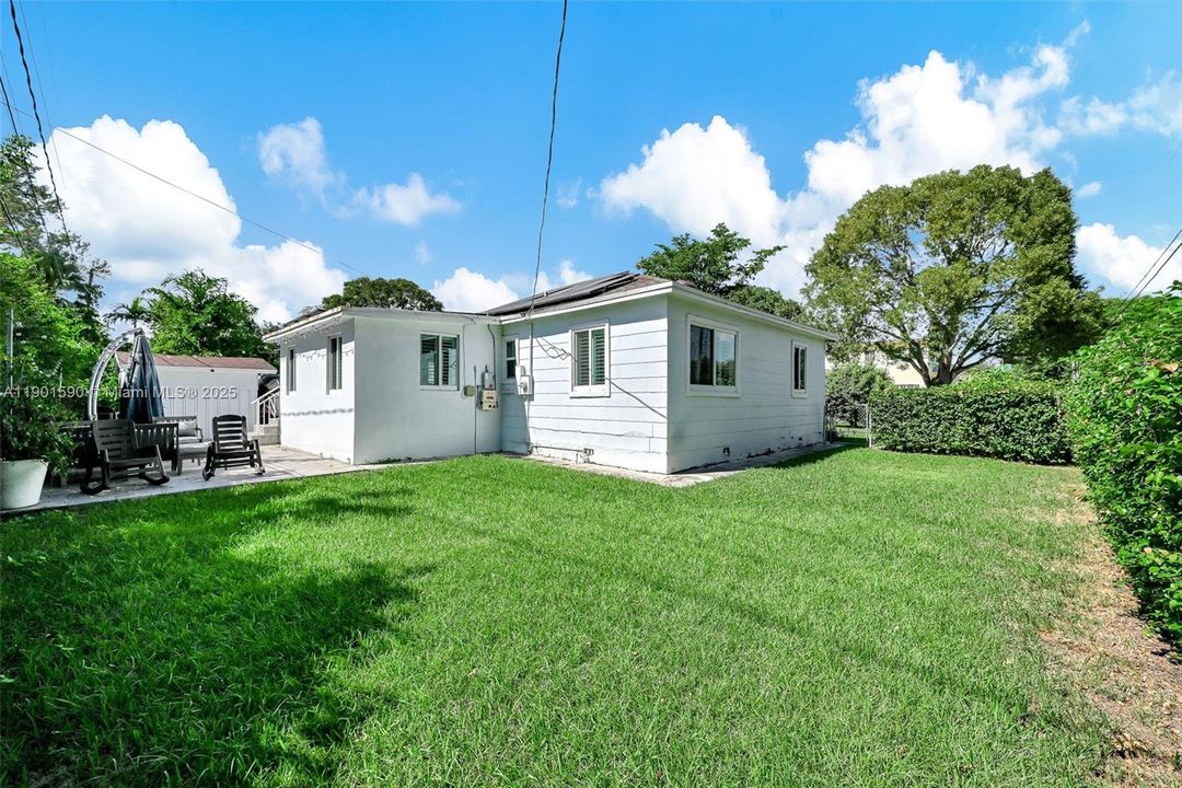 На продажу: $850,000 (3 спален, 2 ванн, 1387 Квадратных фут)