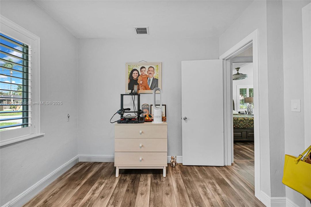 На продажу: $850,000 (3 спален, 2 ванн, 1387 Квадратных фут)