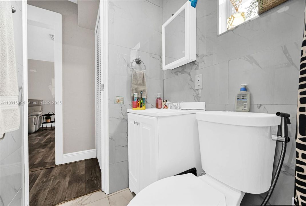 На продажу: $850,000 (3 спален, 2 ванн, 1387 Квадратных фут)