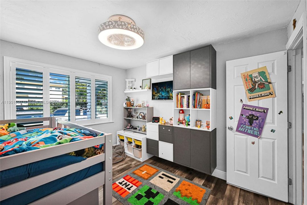 На продажу: $850,000 (3 спален, 2 ванн, 1387 Квадратных фут)