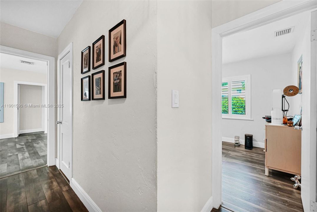 На продажу: $850,000 (3 спален, 2 ванн, 1387 Квадратных фут)