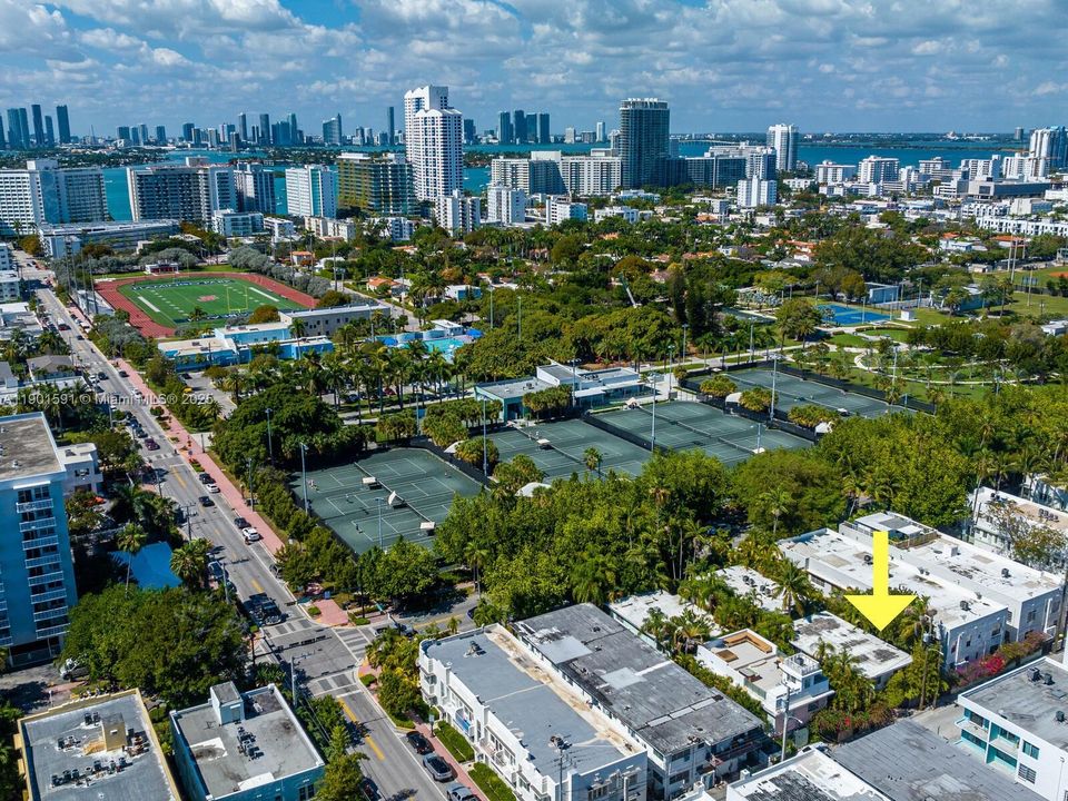 Recently Rented: $2,600 (1 beds, 1 baths, 600 Square Feet)