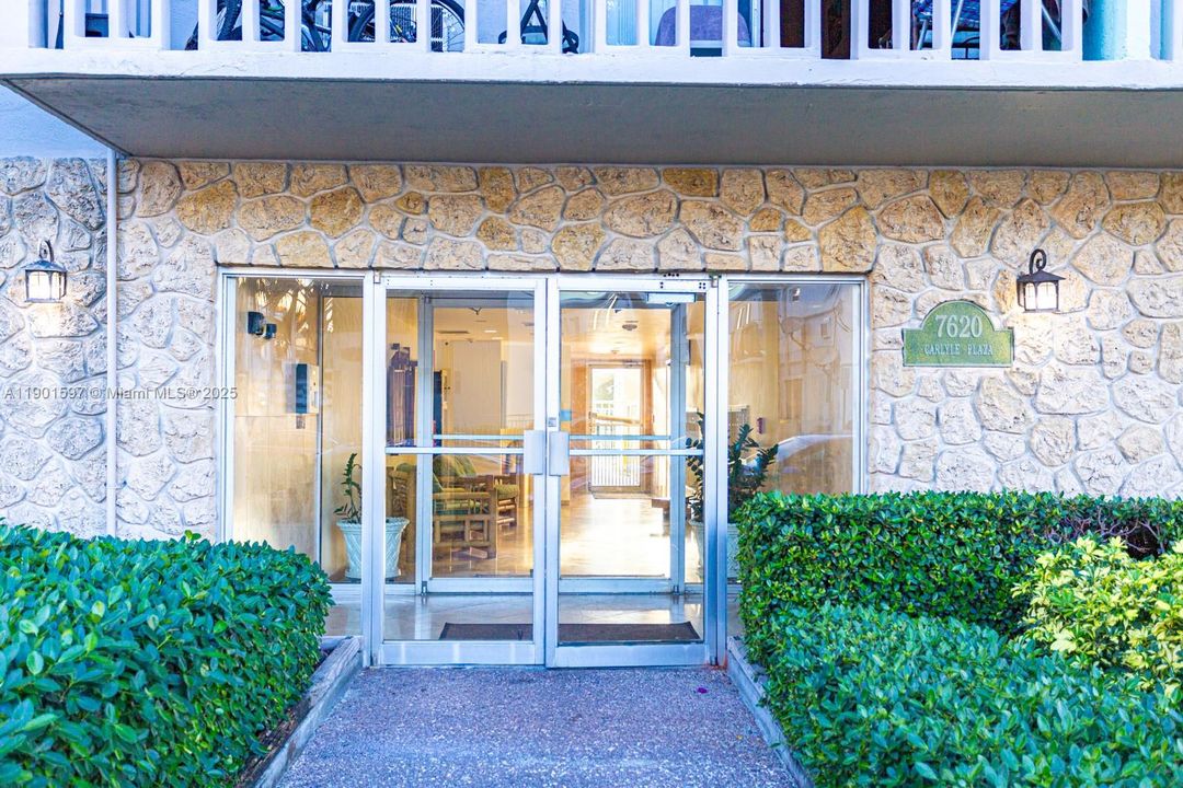 合同活跃: $174,900 (0 贝兹, 1 浴室, 420 平方英尺)