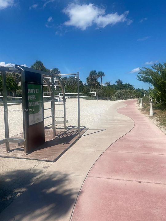 合同活跃: $174,900 (0 贝兹, 1 浴室, 420 平方英尺)