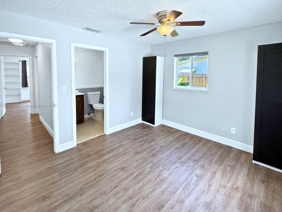 待售: $500,000 (2 贝兹, 2 浴室, 1022 平方英尺)