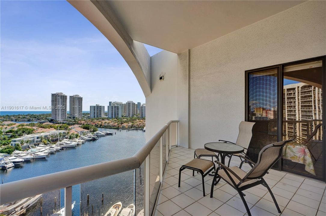 En Venta: $450,000 (2 camas, 2 baños, 1187 Pies cuadrados)