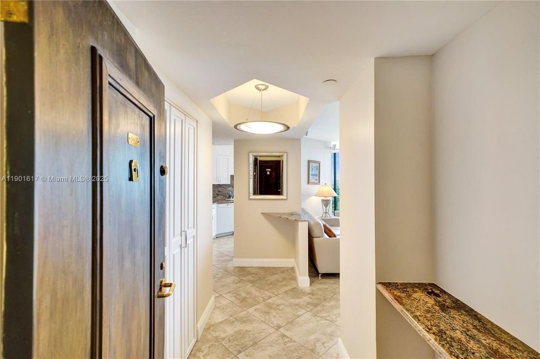 En Venta: $450,000 (2 camas, 2 baños, 1187 Pies cuadrados)