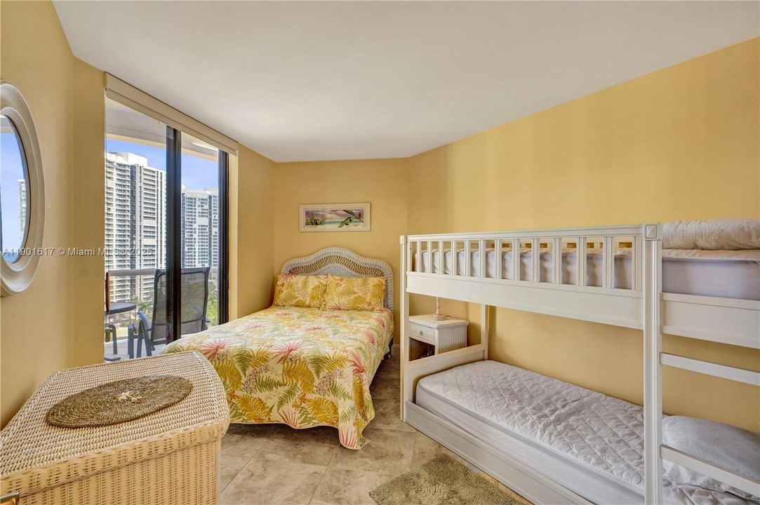 En Venta: $450,000 (2 camas, 2 baños, 1187 Pies cuadrados)