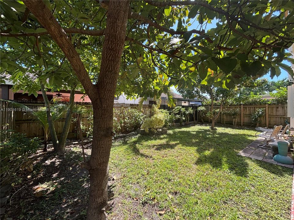 待售: $690,000 (4 贝兹, 3 浴室, 1968 平方英尺)