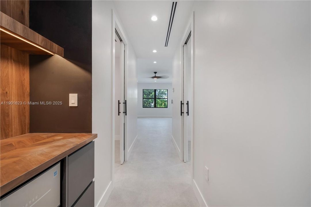 Activo con contrato: $2,500,000 (6 camas, 5 baños, 4203 Pies cuadrados)