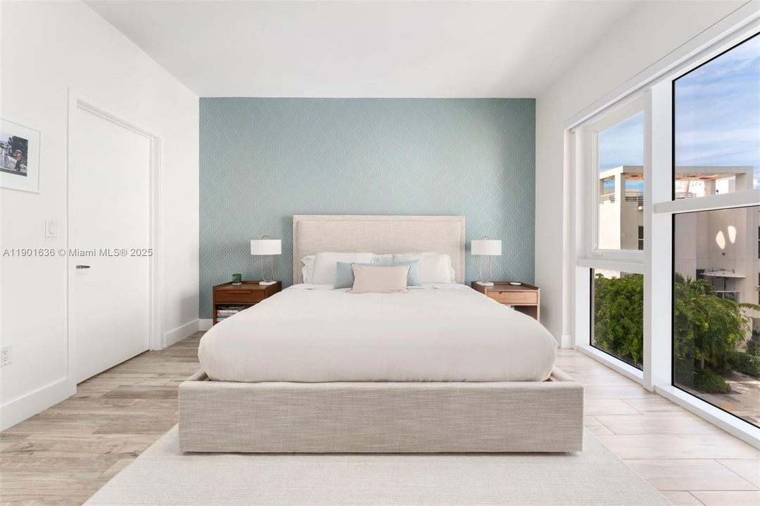 Recently Rented: $7,250 (2 beds, 2 baths, 1645 Square Feet)