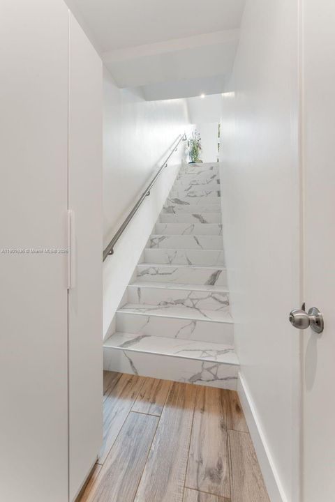 Recently Rented: $7,250 (2 beds, 2 baths, 1645 Square Feet)