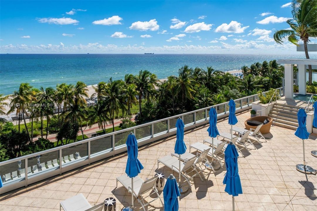 En Venta: $12,000,000 (5 camas, 6 baños, 5386 Pies cuadrados)