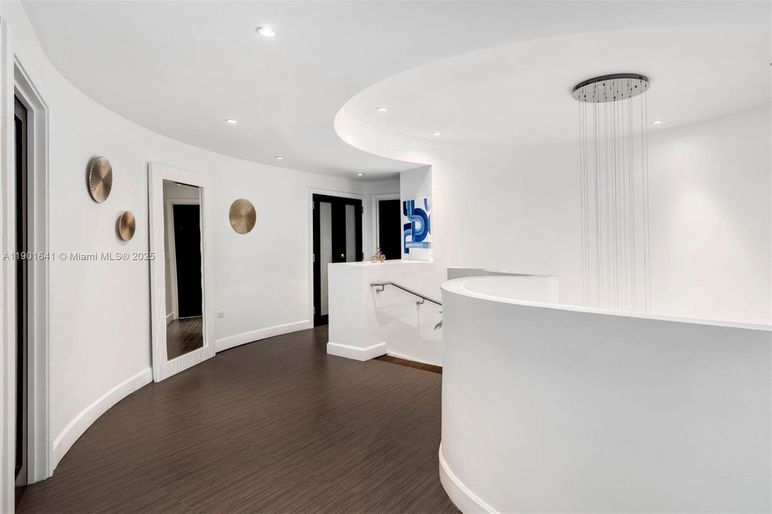 En Venta: $12,000,000 (5 camas, 6 baños, 5386 Pies cuadrados)