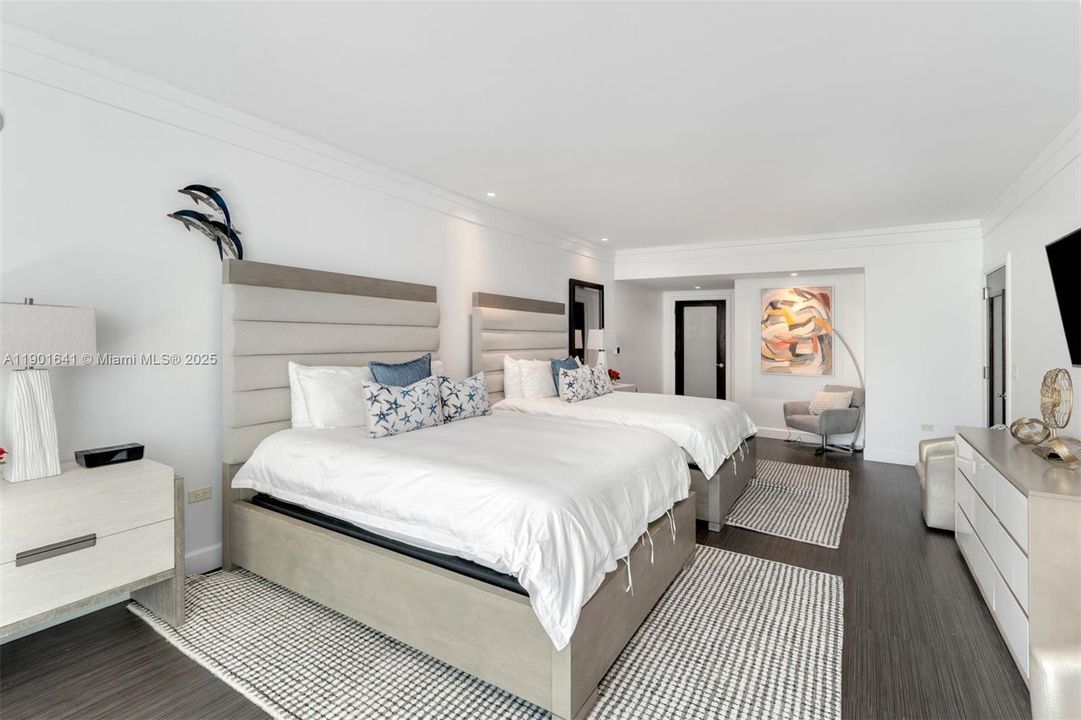 En Venta: $12,000,000 (5 camas, 6 baños, 5386 Pies cuadrados)