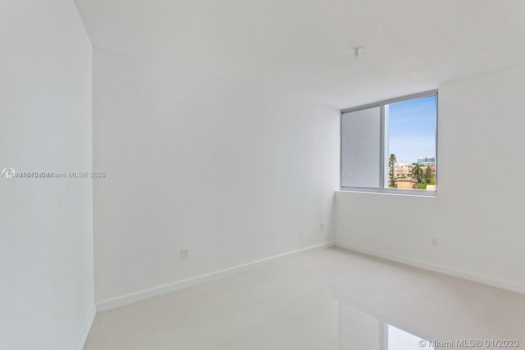 Recently Rented: $4,300 (2 beds, 2 baths, 1031 Square Feet)