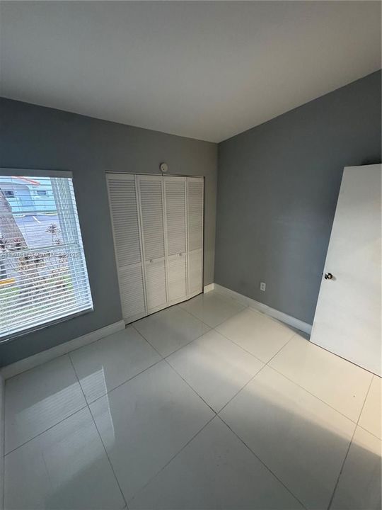 For Rent: $2,850 (3 beds, 2 baths, 1120 Square Feet)