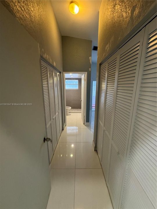 For Rent: $2,850 (3 beds, 2 baths, 1120 Square Feet)