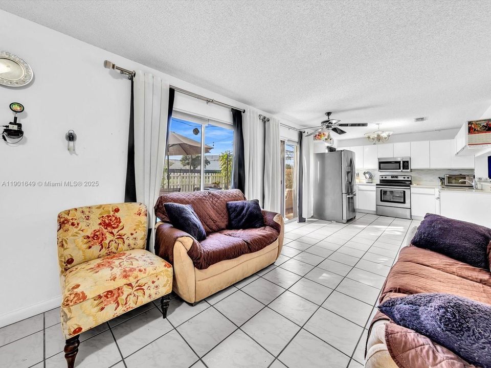 На продажу: $510,000 (3 спален, 2 ванн, 1494 Квадратных фут)